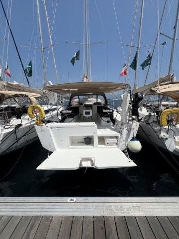 2019 Dufour 430