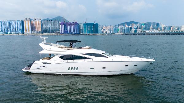 Sunseeker 82