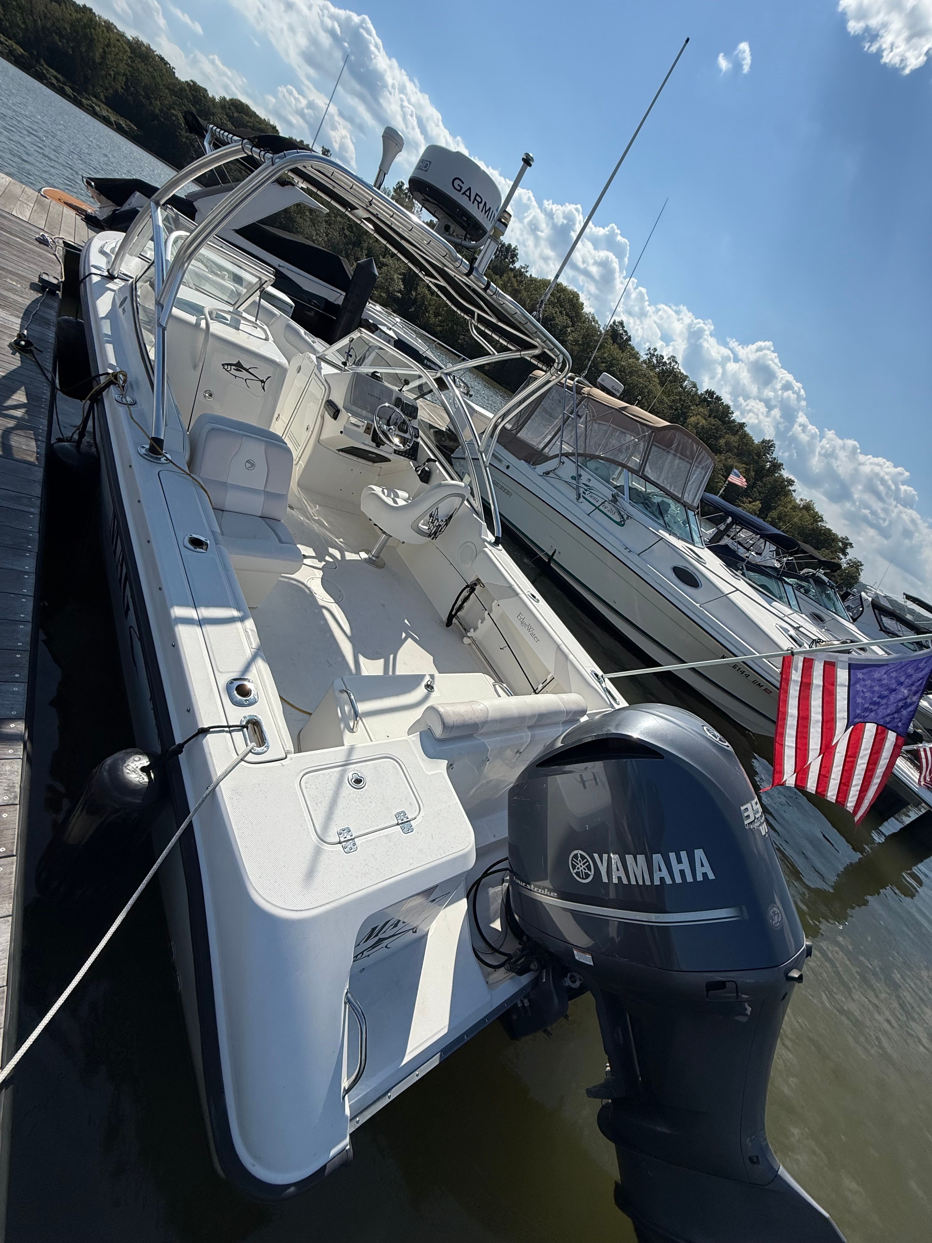 2010 Edgewater 245 CC