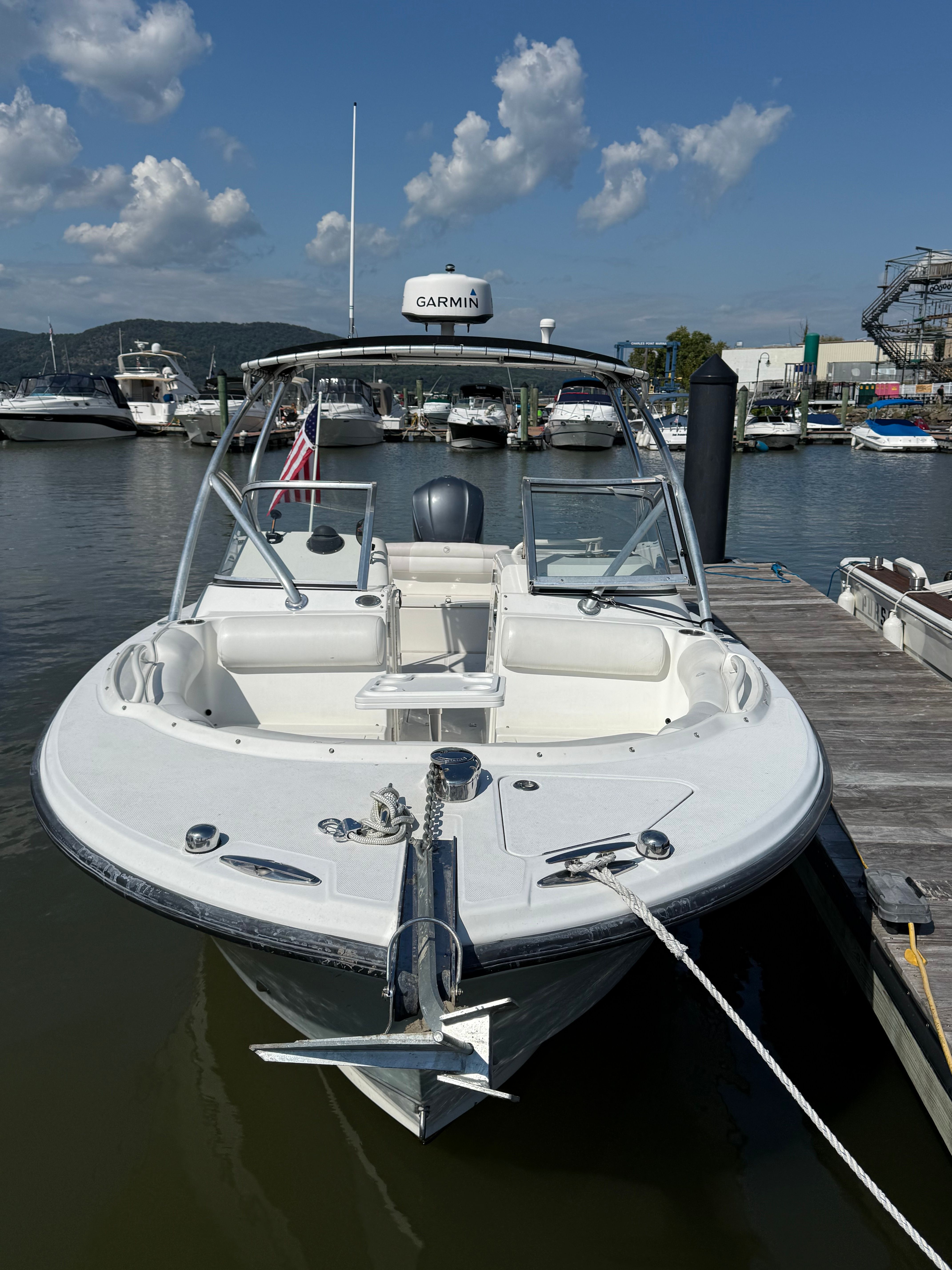 2010 Edgewater 245 Cc