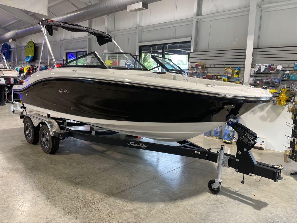 2024 Sea Ray SPX 190