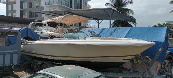 2004 Chris-Craft Launch 28