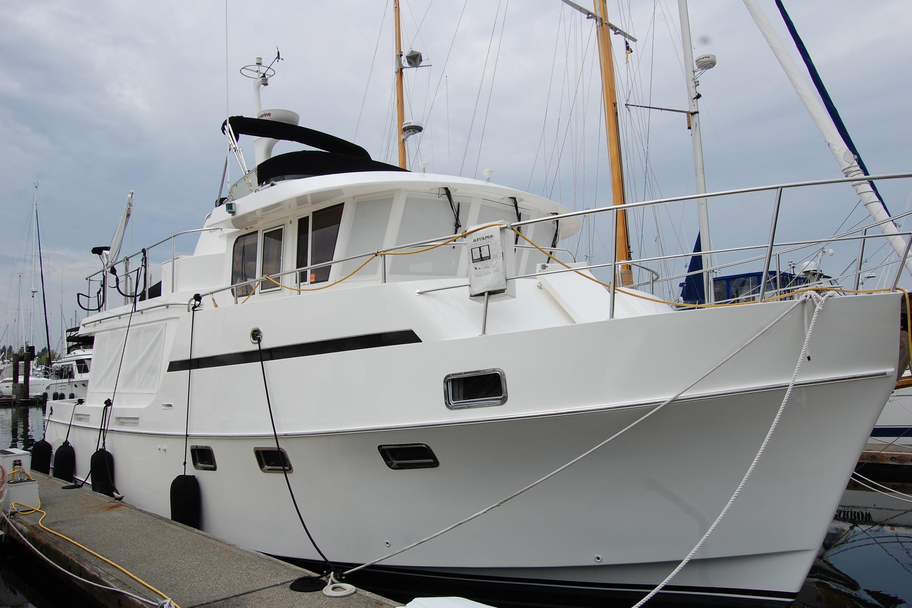 2001 Ocean Alexander Classico