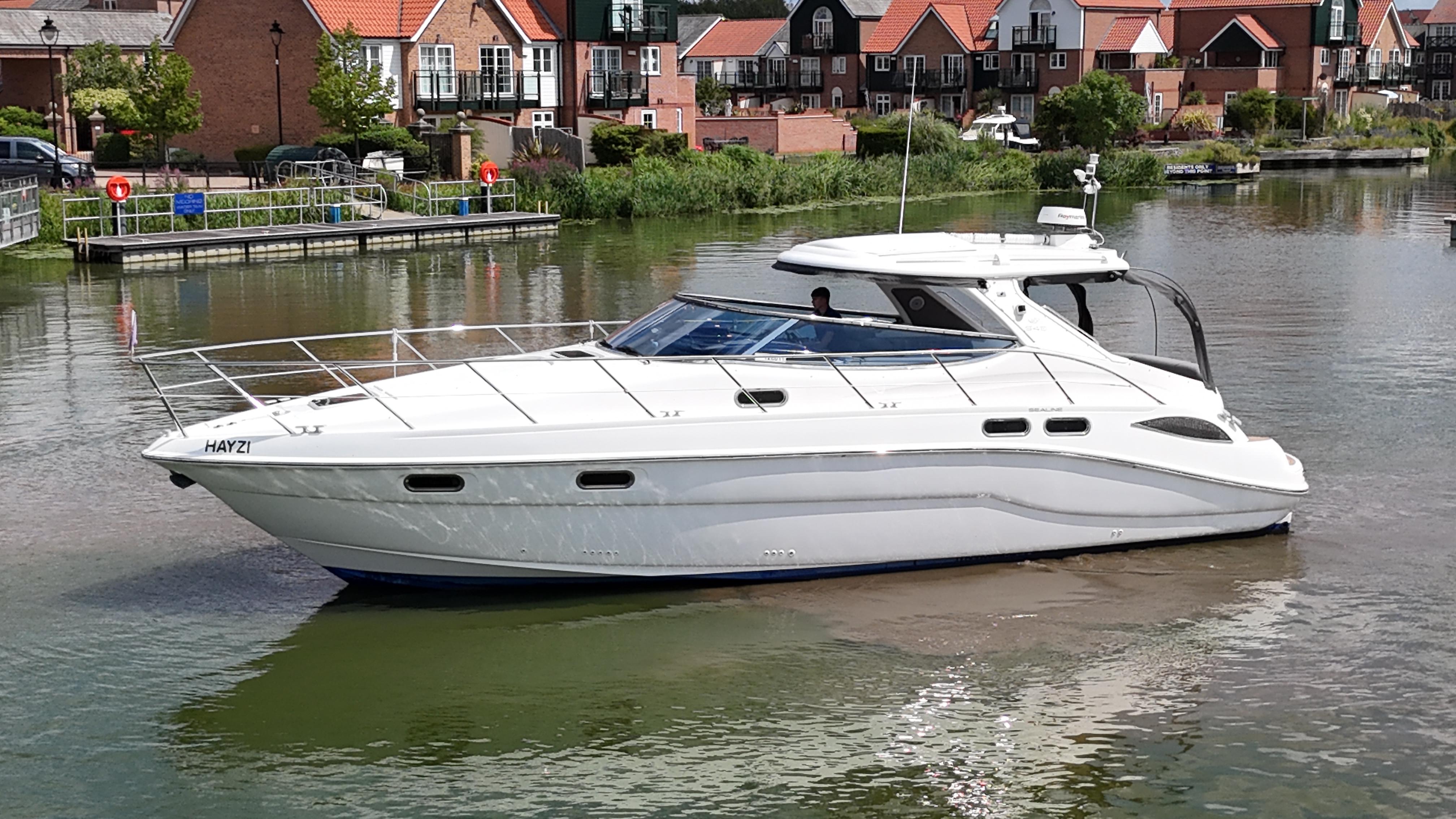 2003 Sealine S43 Sports Cruiser