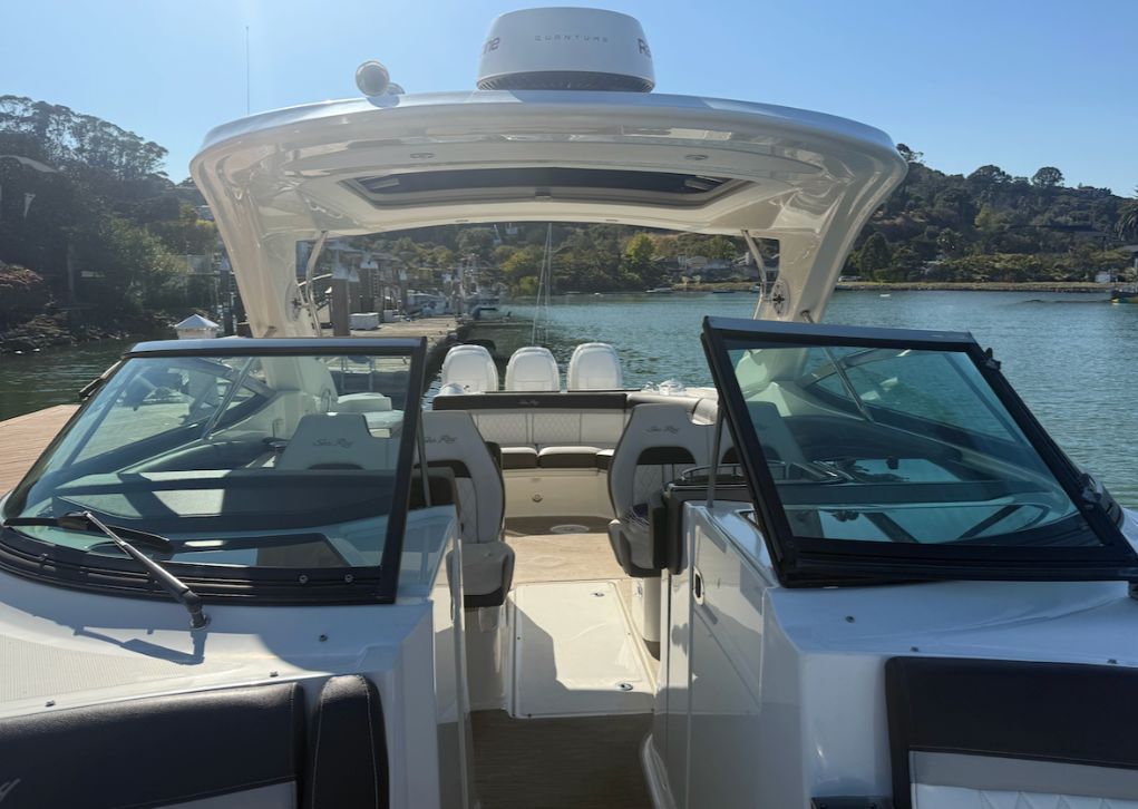 2017 Sea Ray SLX 350 Outboard