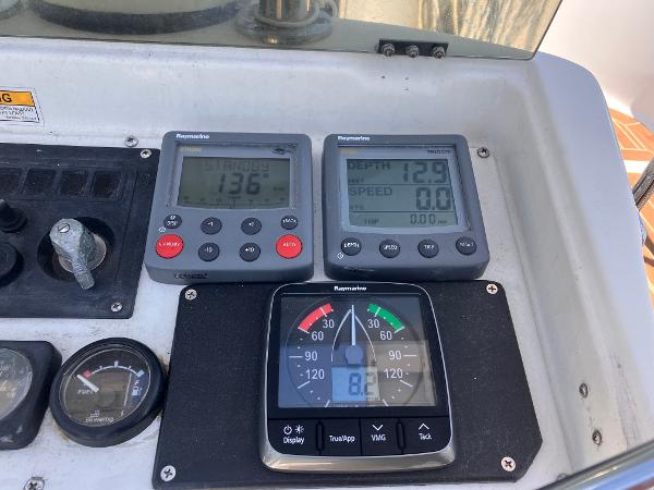 1998 Beneteau America Oceanis 411