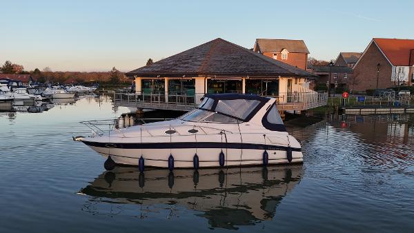 Regal 292 Commodore