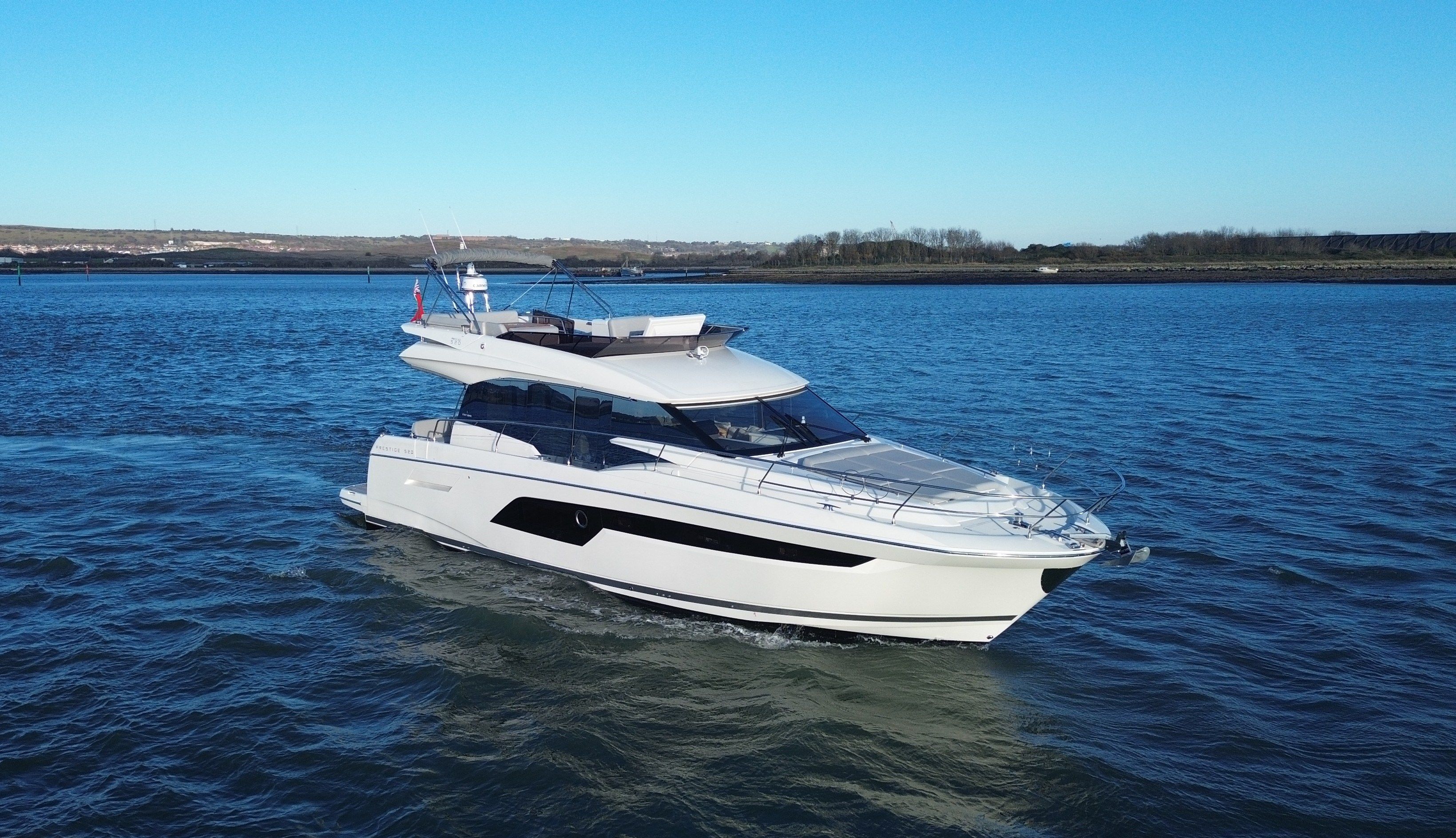 2023 Prestige 520