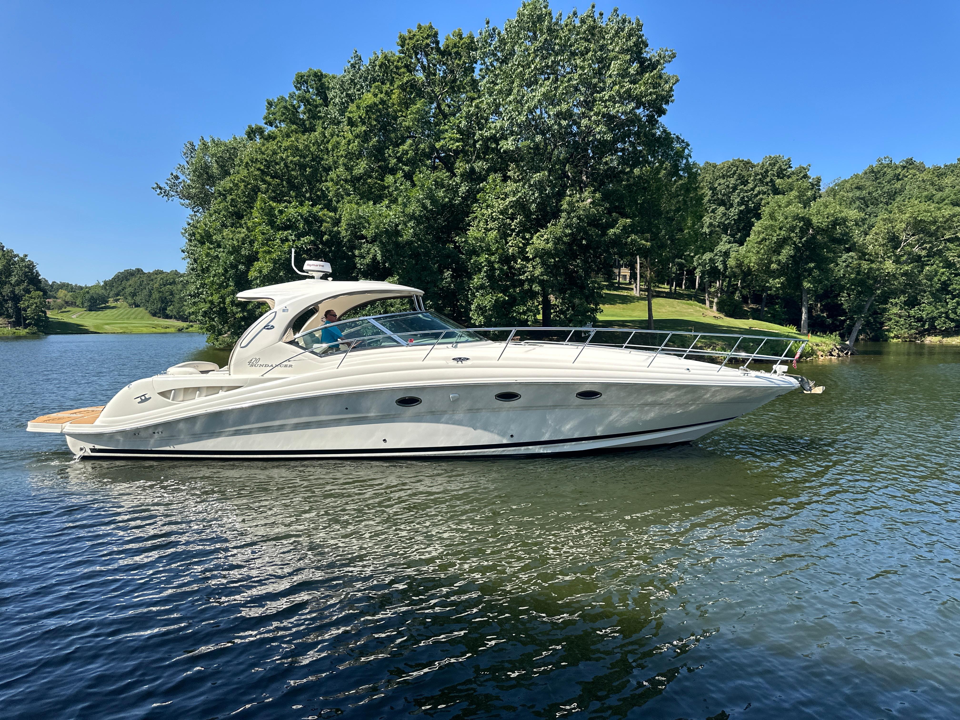 2005 Sea Ray 420 Sundancer