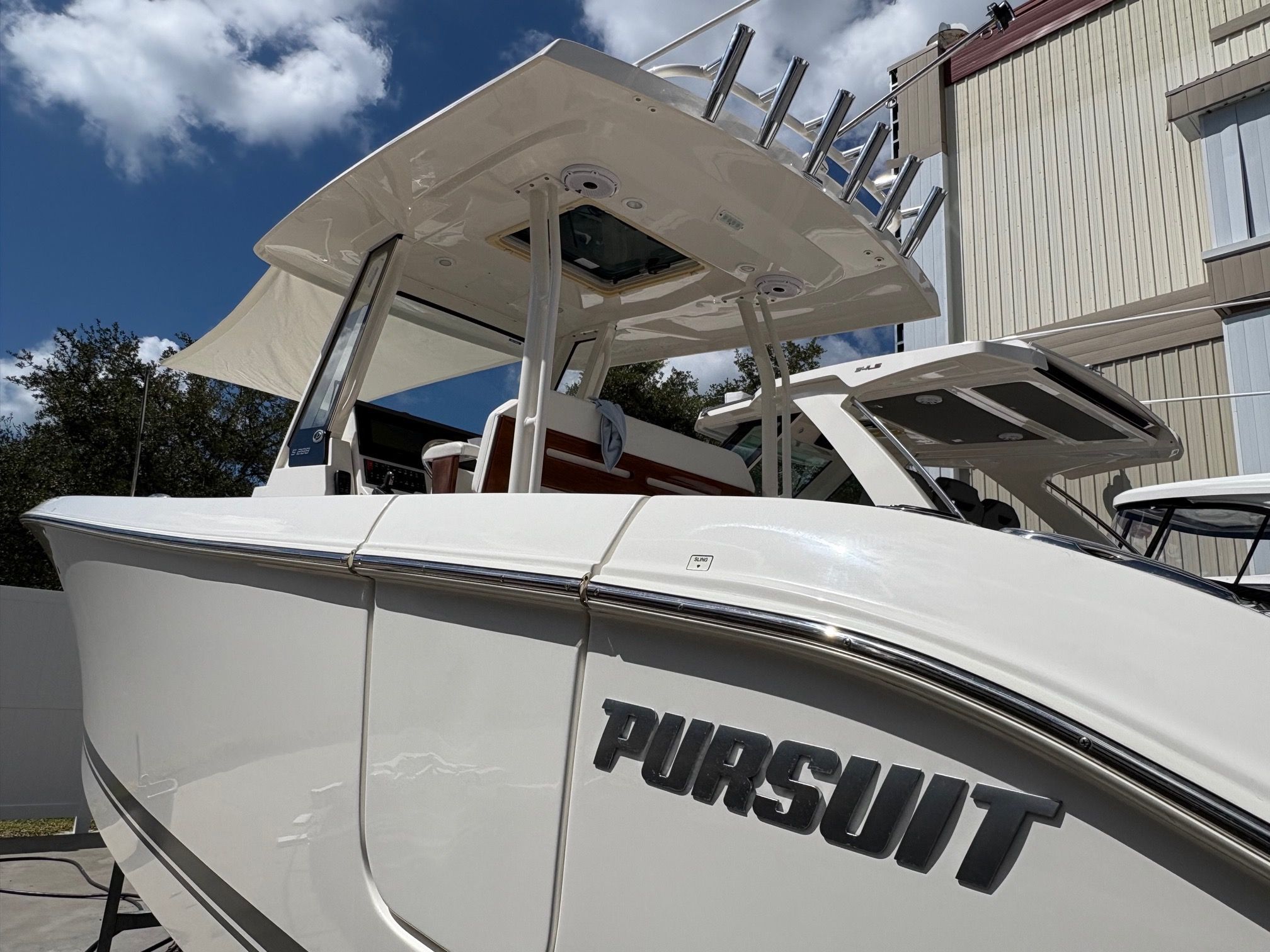2023 Pursuit S 288 Sport