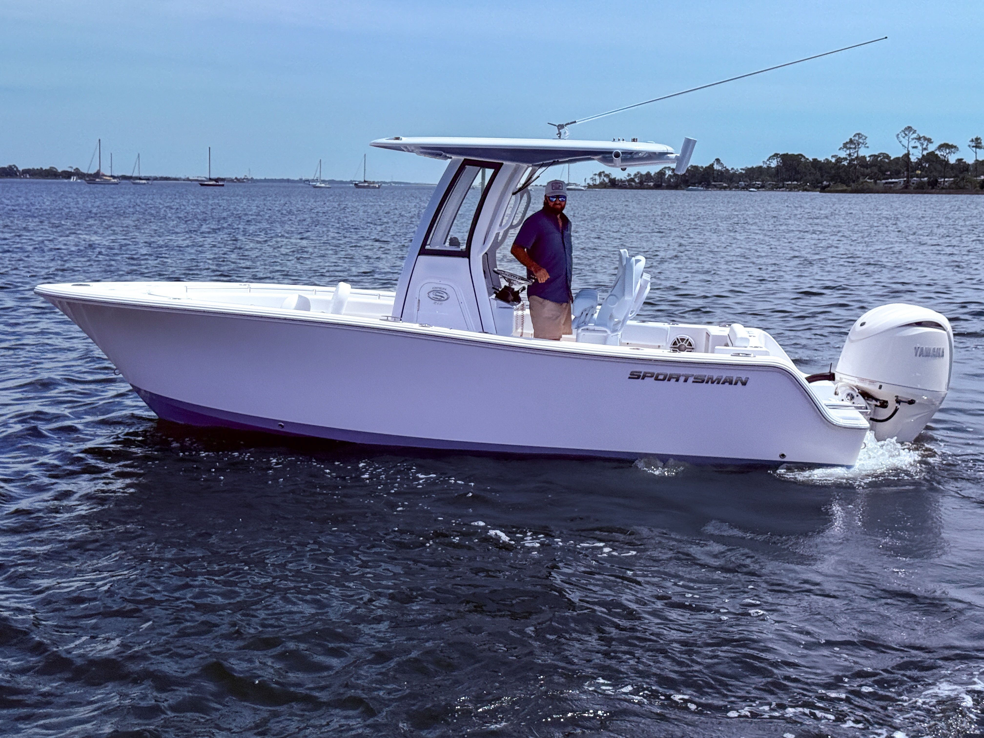 2025 Sportsman Open 212 Center Console
