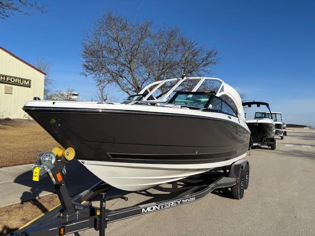Monterey 238SS Bowrider