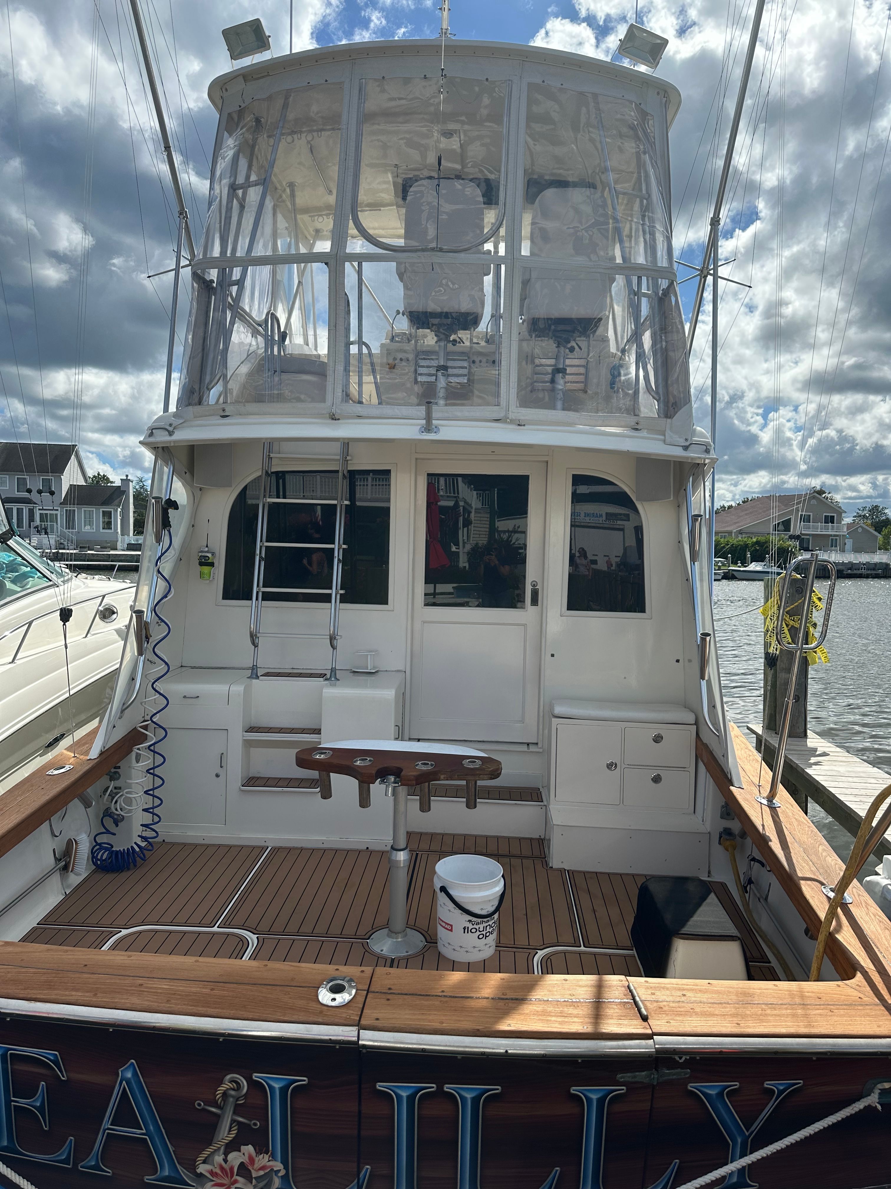 1988 Post Sport Fisherman