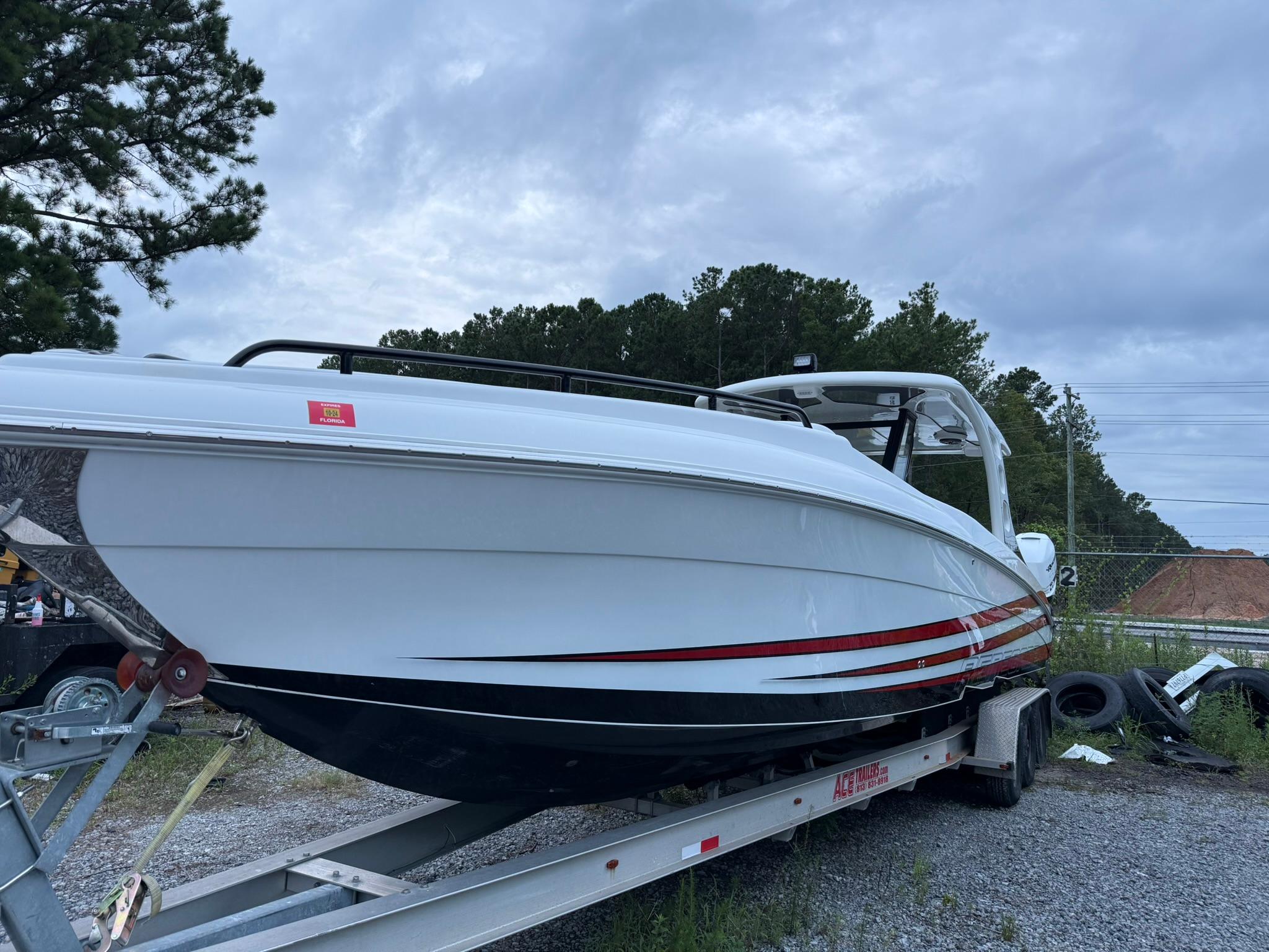2018 Renegade 38 CUDDY