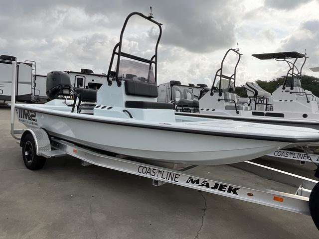 2025 Majek 18 M2