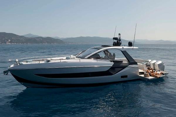 2025 Azimut Verve 48