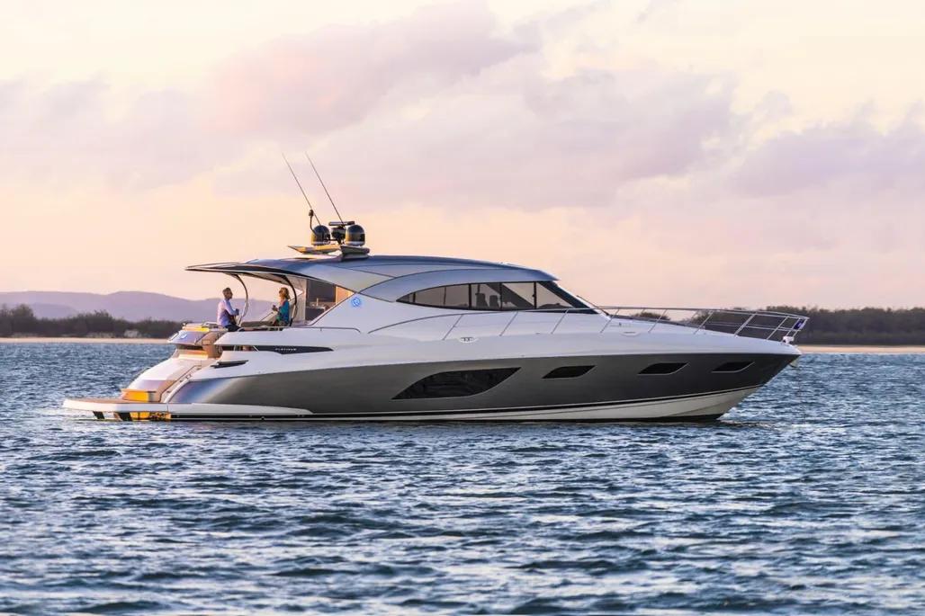2020 Riviera 6000 Motor Yacht