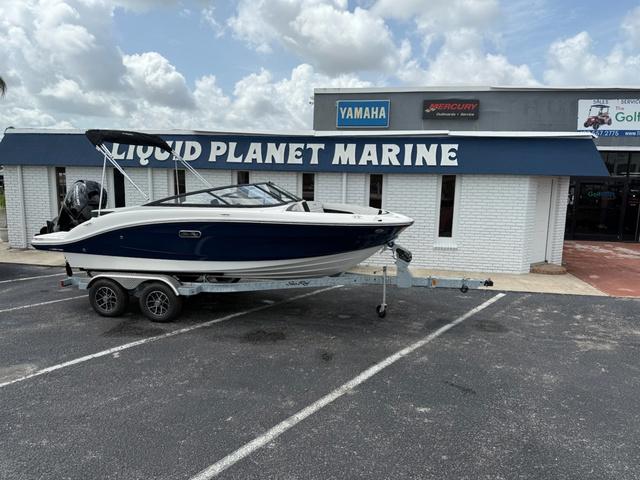 2025 Sea Ray SPX 190 OB