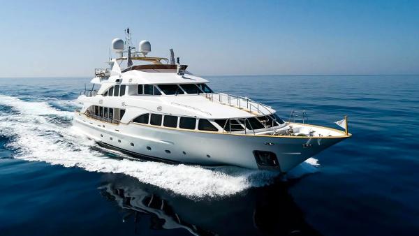 2010 Benetti 120