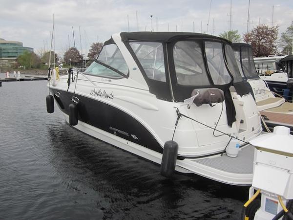 Chaparral Signature 330