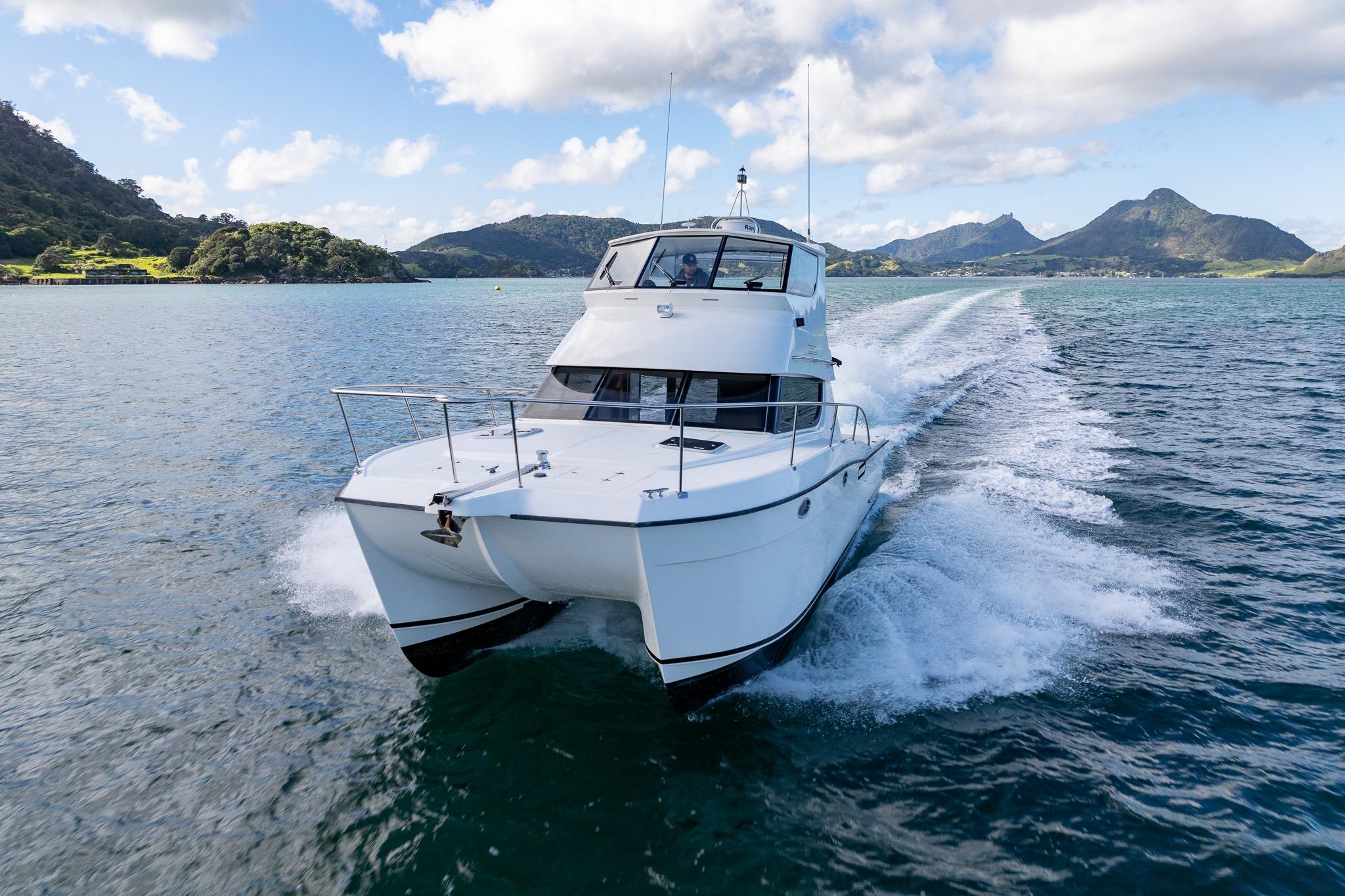 2008 Catamarans International 360