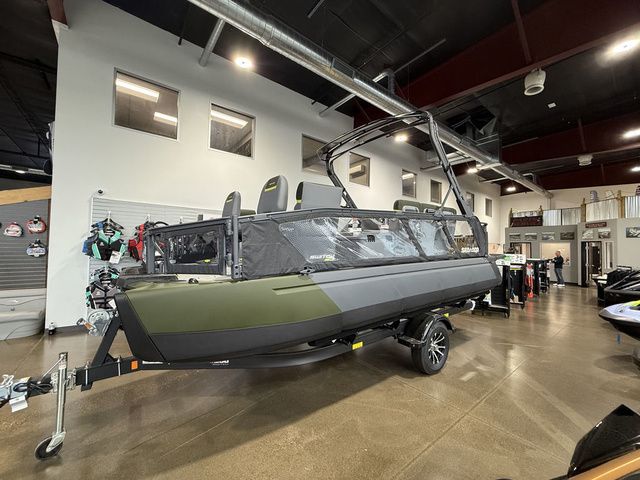2025 Sea-Doo Switch™ Fish 21 - 230 hp Painted