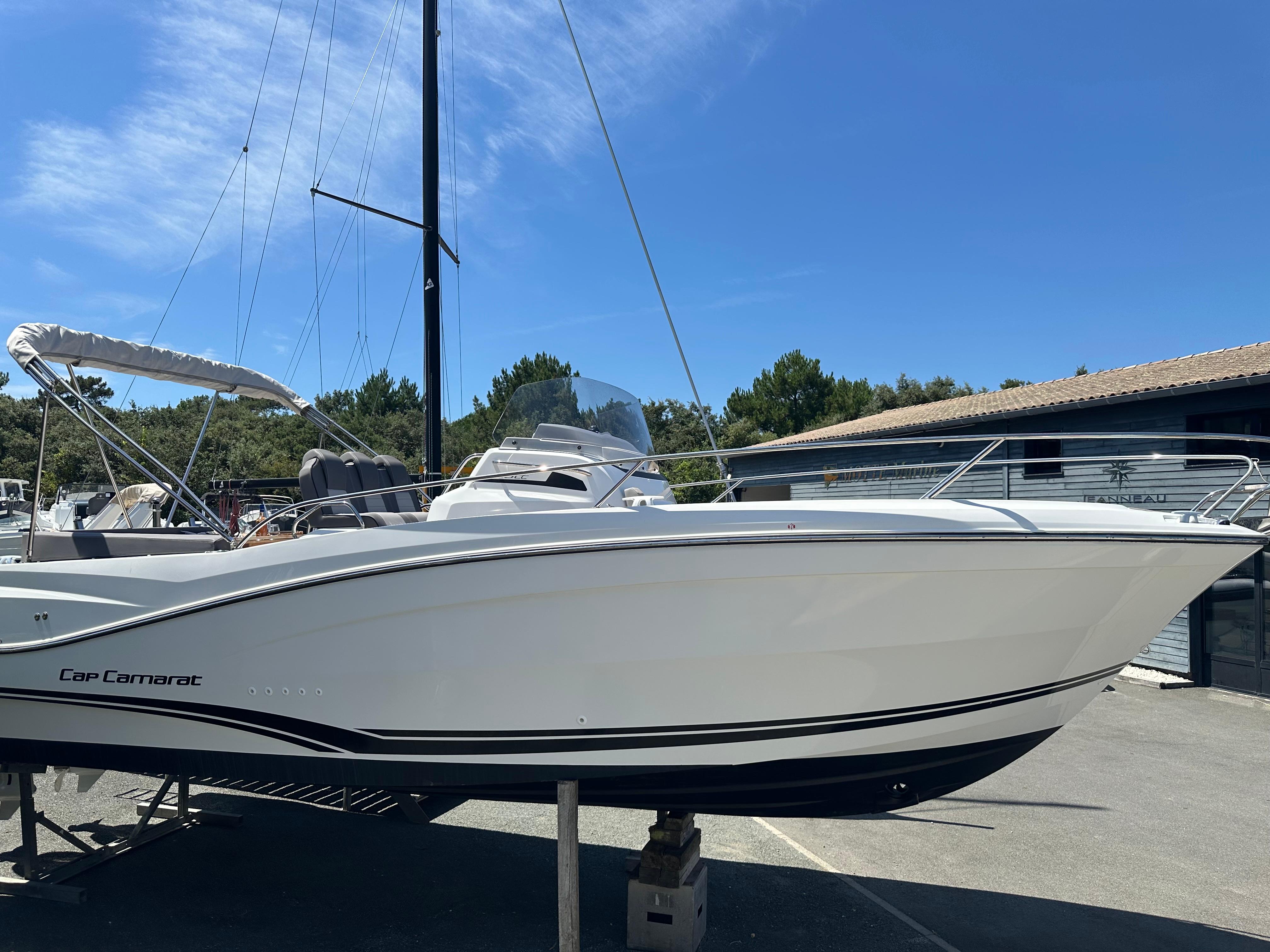 2022 Jeanneau Cap Camarat 9.0 CC