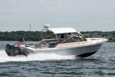 Hunt Yachts Harrier 32 Boat