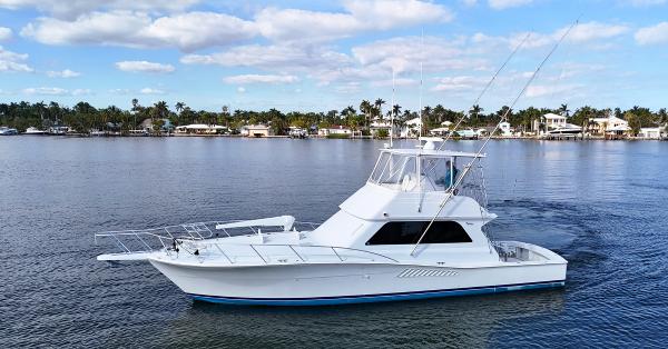 1999 Viking 47 Convertible