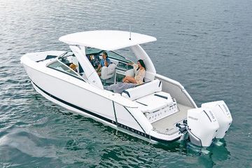 2026 Four Winns H9 OB