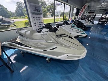 2025 Yamaha WaveRunner VX Cruiser HO