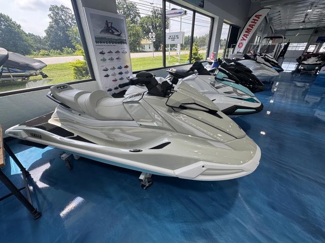 2025 Yamaha WaveRunner VX Cruiser HO