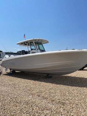Boston Whaler 330 Outrage