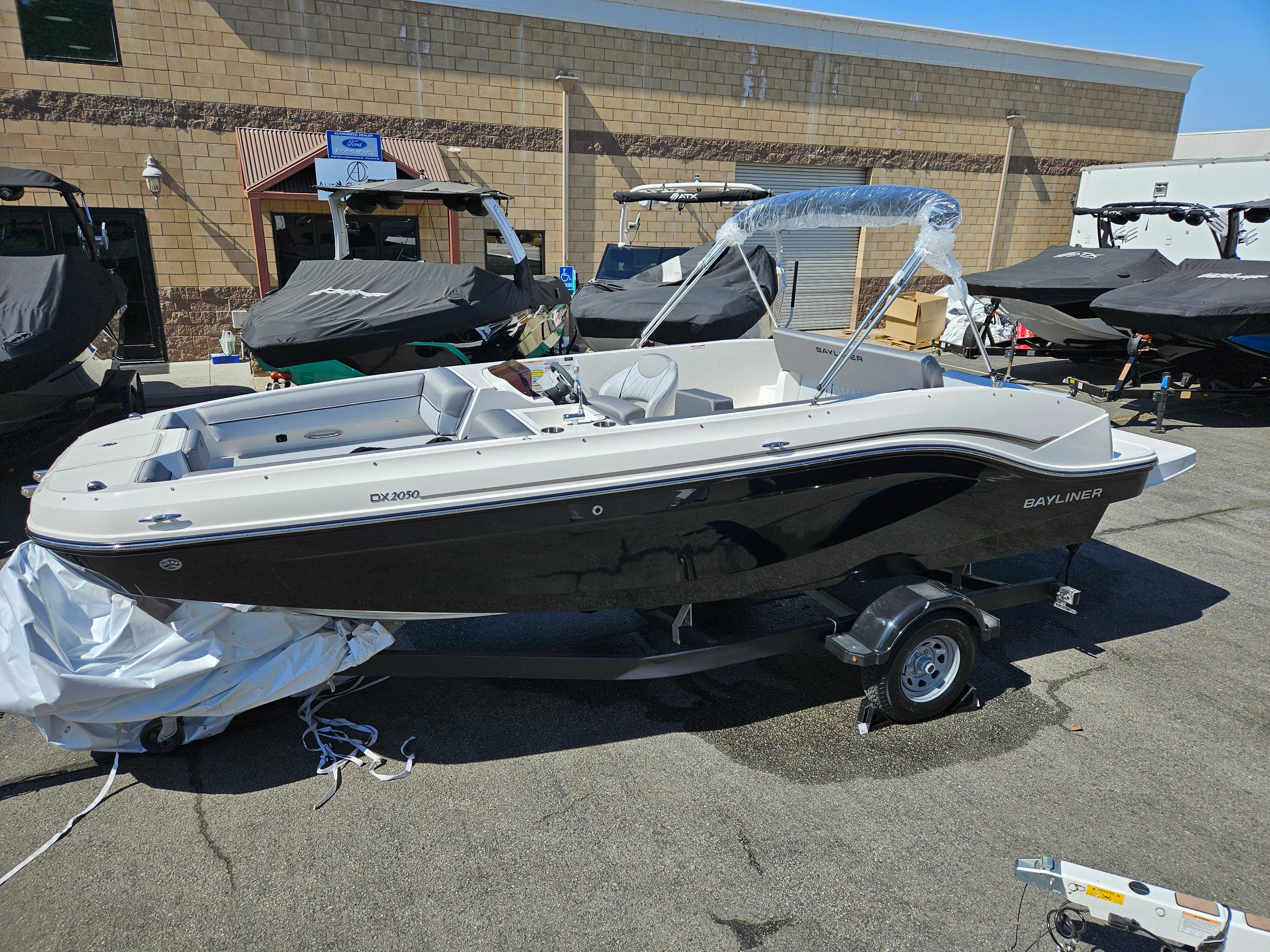 2024 Bayliner DX2050