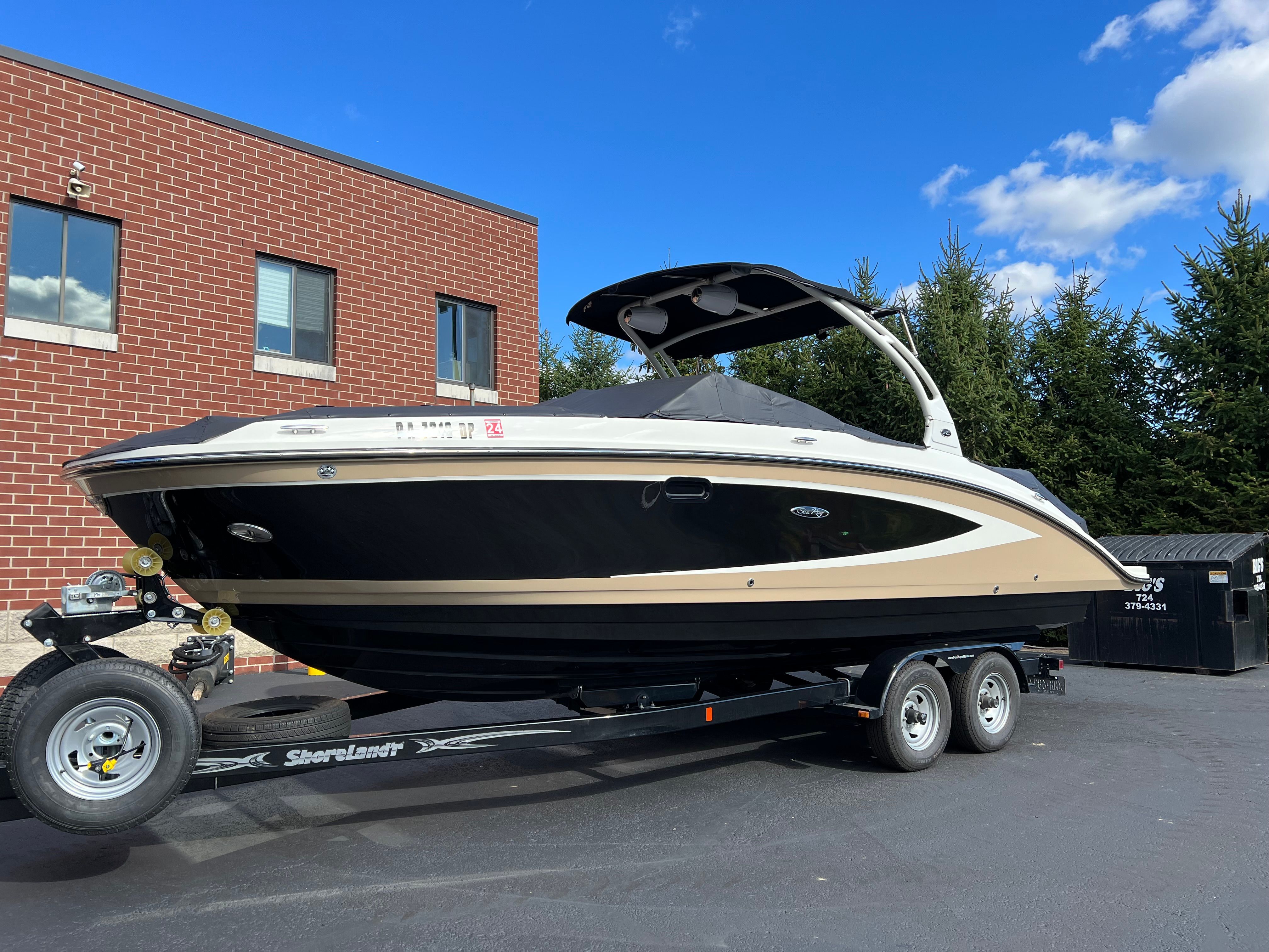 2015 Sea Ray 270 Sundeck