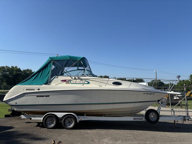 1995 Rinker 265 Fiesta Vee