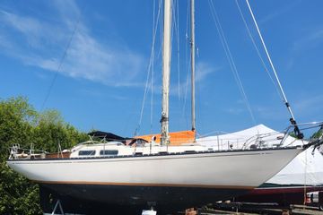 1964 Allied Sea Breze Sloop