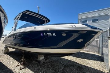 2019 Sea Ray SDX 270