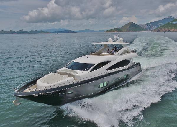 2009 Sunseeker 86 Yacht