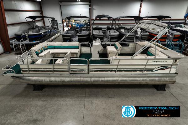 1998 Odyssey 25