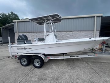 2025 NauticStar 214 Shallow Bay