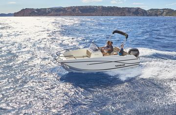 2025 Quicksilver Activ 555 Open
