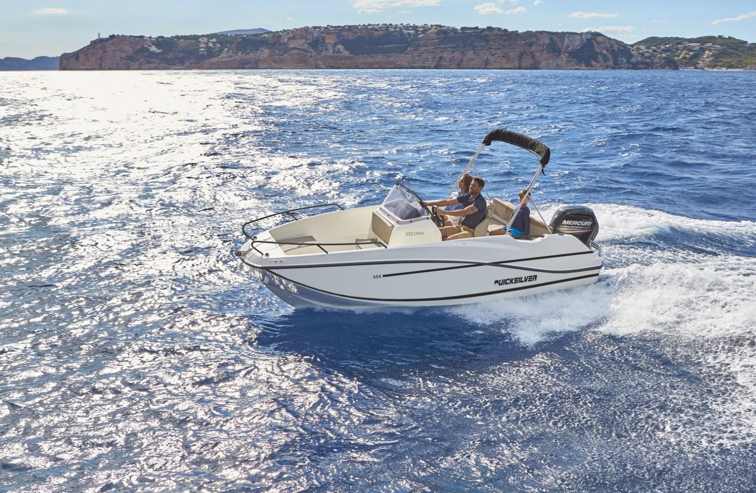 Quicksilver Activ 555 Open