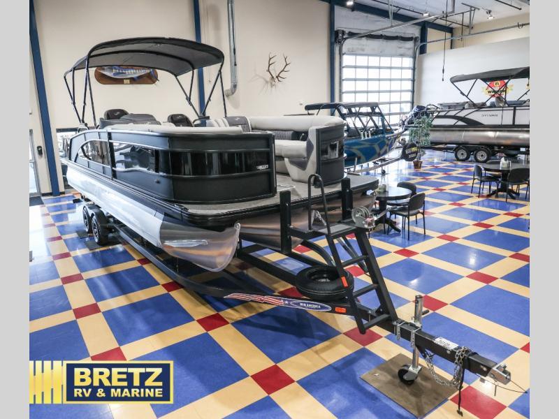 2025 Lusso Ultra-Lounge L25UC