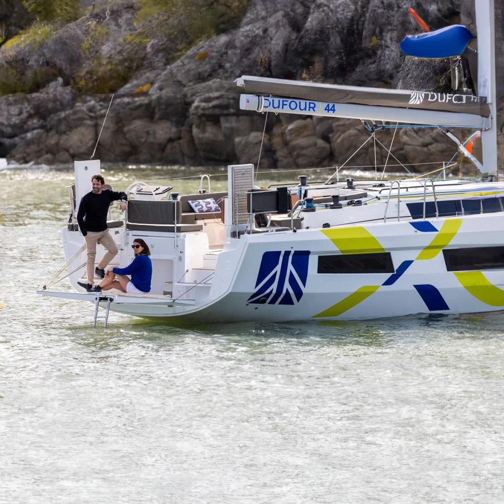 2025 Dufour 44