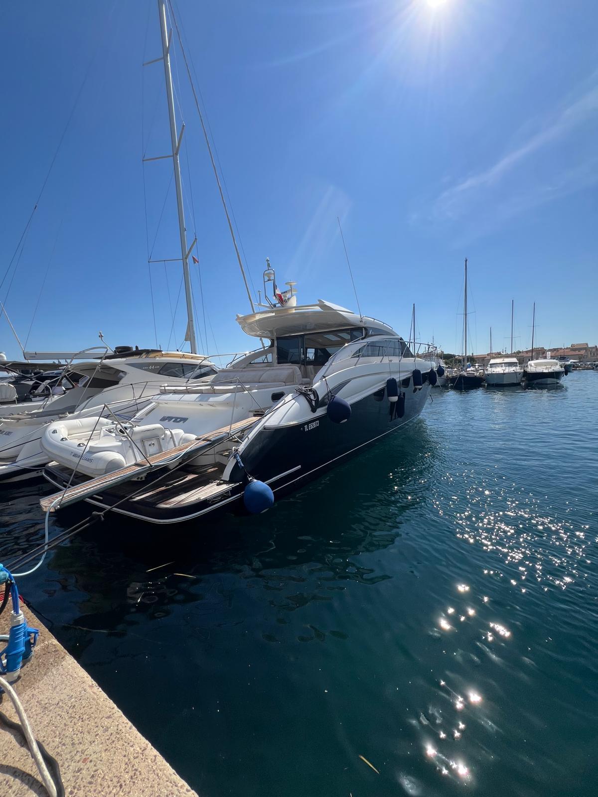 2011 Princess V62
