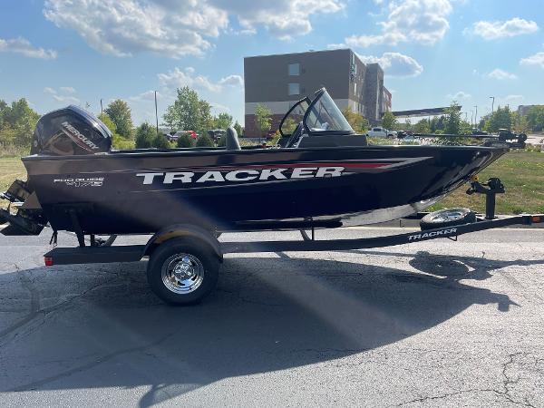 2025 Tracker Pro Guide V-175 WT