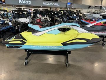 2025 Yamaha WaveRunner JetBlaster PRO 2-Up