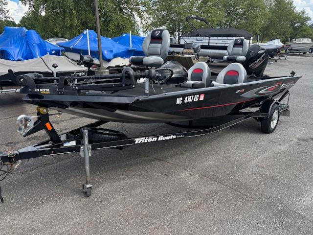 2016 Triton 17 CTX