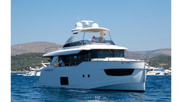 2017 Absolute NAVETTA 58